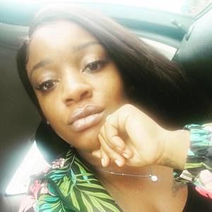 Meet your Posher, Phoenix